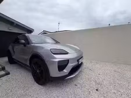 Porsche Macan 408 4x4
