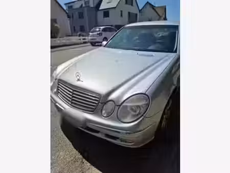 Mercedes-Benz Classe E E 240 V6 2.6 Elegance