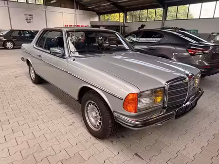Mercedes-Benz Classe E 230 CE