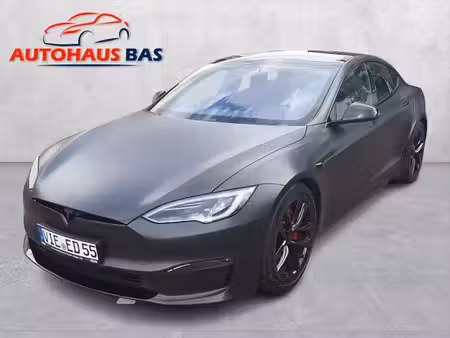 Tesla Model S Plaid 1020 4x4