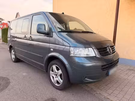 Volkswagen Transporter T5 2.5 TDI 174 Highline