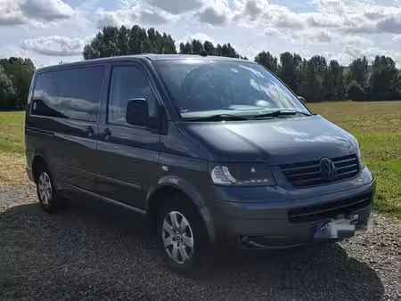 Volkswagen Transporter T5 2.5 TDI