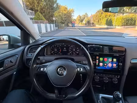 Volkswagen Golf TSI 150
