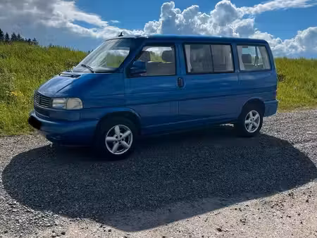 Volkswagen Transporter T5 2.5 TDI 102