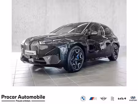 BMW iX 40 326 xDrive