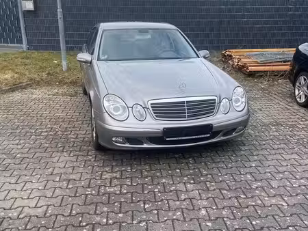 Mercedes-Benz Classe E E 200 Classic