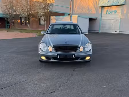 Mercedes-Benz Classe E E 200