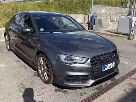 Audi A3 S3 2.0 TFSI 300 quattro