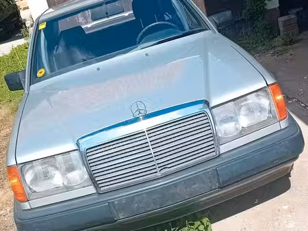Mercedes-Benz Classe E 230 E