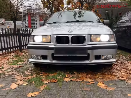 BMW Série 3 323i 2.5 170