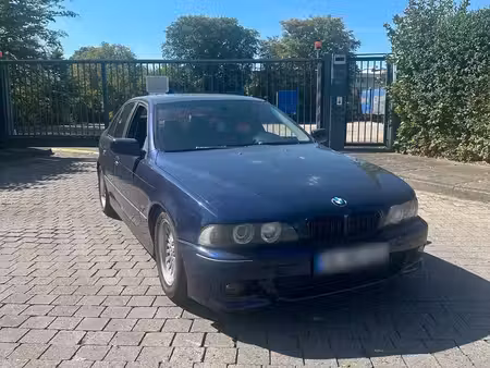 BMW Série 5 528i 2.8 193