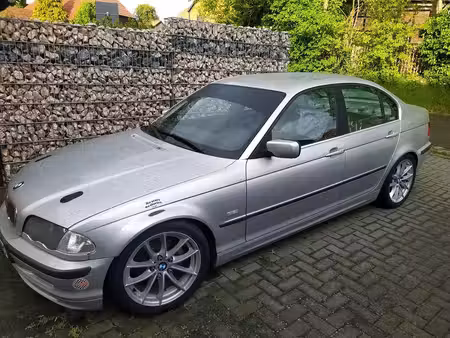 BMW Série 3 328i 2.8 193