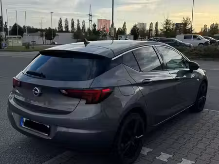 Opel Astra 1.6 100 Dynamic