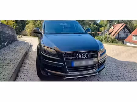 Audi Q7 quattro