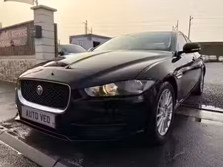 Jaguar XE D165 2.0 163 Business