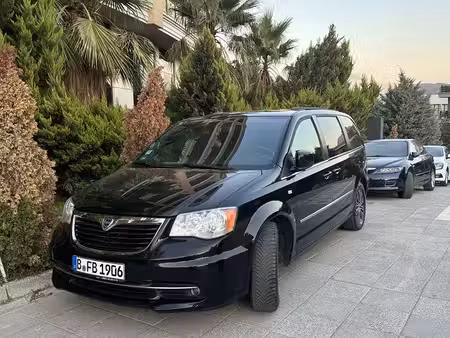 Lancia Voyager 2.8 163 Platinum