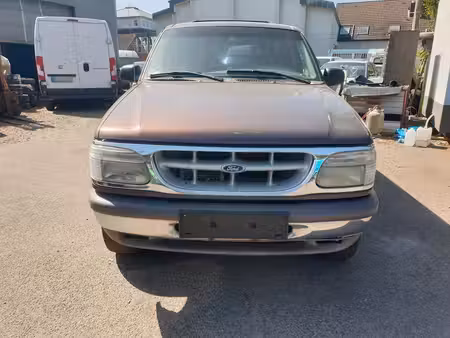 Ford Explorer V6 4.0 204