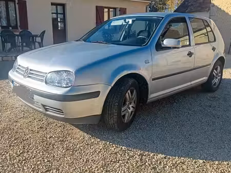 Volkswagen Golf 1.4 75