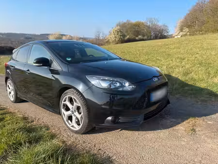Ford Focus ST 2.0 250