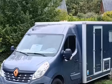 Renault Master 2.3 dCi 165