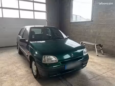Renault Clio 1.2 60 RN