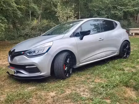 Renault Clio RS 1.6 T 200