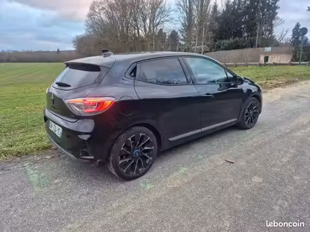Renault Clio E-Tech 1.6 145 Esprit Alpine