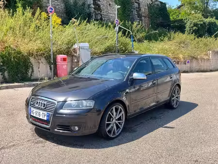 Audi A3 V6 3.2 250 quattro