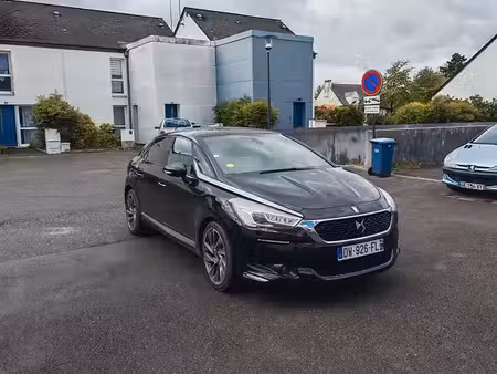 DS 5 2.0 HDi 180
