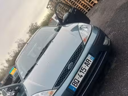 Ford Focus 1.6 100