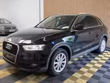 Audi Q3 2.0 TDI 140 Ambiente