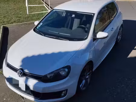 Volkswagen Golf GTD 2.0 TDI 140