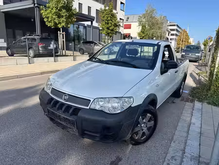 Fiat Strada 1.3 MultiJet 84