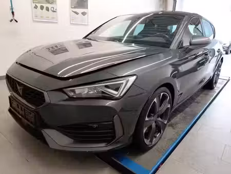 Cupra Leon 2.0 TSI 300