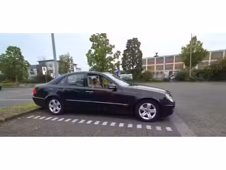 Mercedes-Benz Classe E E 200 2.1 CDI 136 Elegance