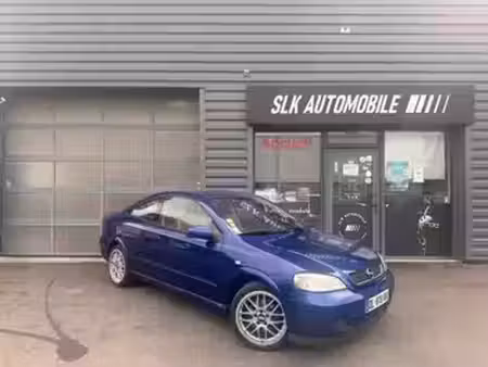 Opel Astra 2.2 147