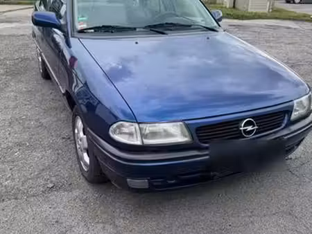 Opel Astra 1.6 100