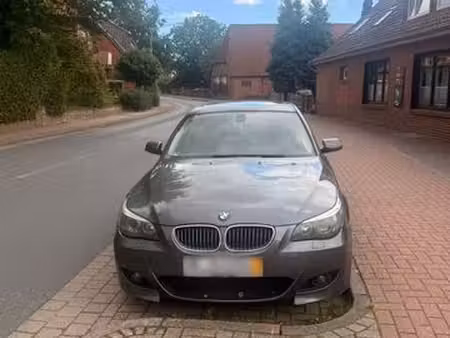BMW Série 5 530d 3.0 231