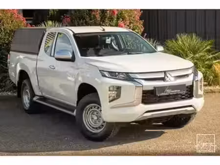 Mitsubishi L200 2.2 150 4x4
