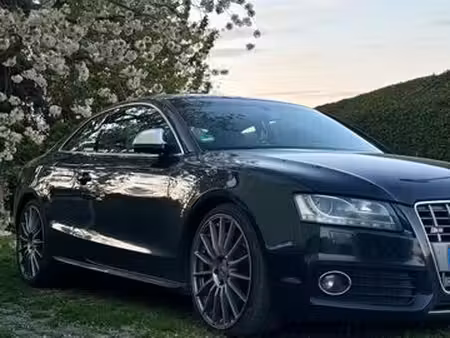 Audi A5 S5 V8 4.2 FSI 354 quattro