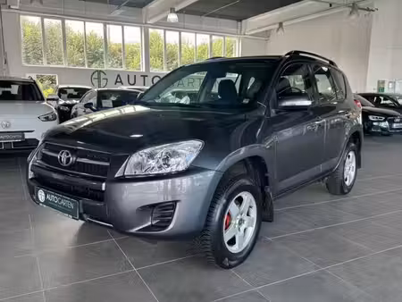Toyota RAV4 2.0 158