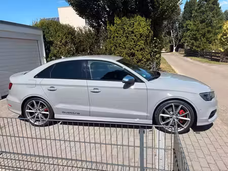 Audi A3 S3 2.0 TFSI 300 quattro