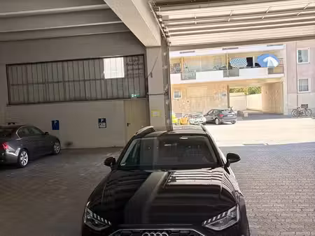 Audi A4 30 TDI 2.0 TDI 136 S line