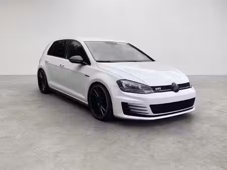 Volkswagen Golf GTI 2.0 TSI 220