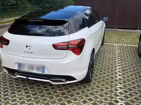 DS 5 2.0 HDi 180