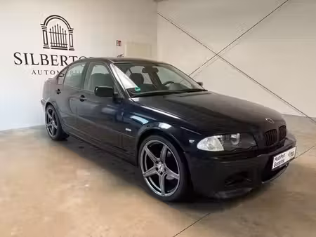 BMW Série 3 318i 1.9 118