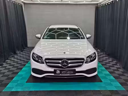 Mercedes-Benz Classe E E 200 2.0 184