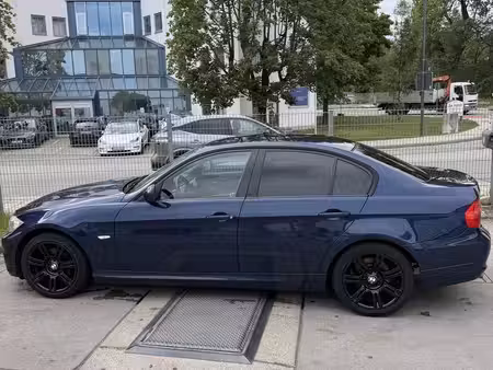 BMW Série 3 318i 2.0 143