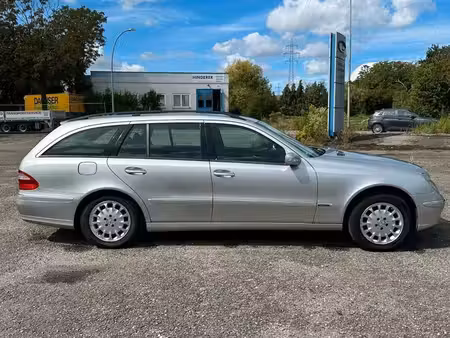 Mercedes-Benz Classe E E 240 V6 2.6 177