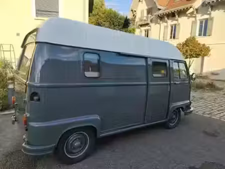 Renault Estafette Luxe